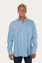 Load image into Gallery viewer, GLENMORGAN MENS RELAXED LINEN DRESS SHIRT - CHAMBRAY STRIPE
