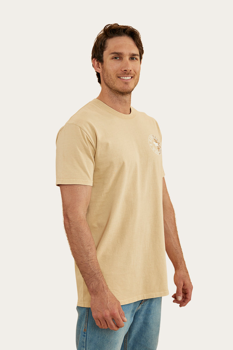 Signature Bull Flag Mens Stock Fit T- Shirt - Dark Sand