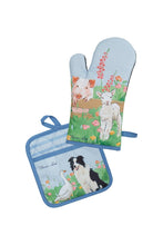 Load image into Gallery viewer, TC OVEN MITT &amp; POT HOLDER SET Light Blue
