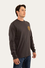 Load image into Gallery viewer, Mens Signature Bull Long Sleeve T Shirt
